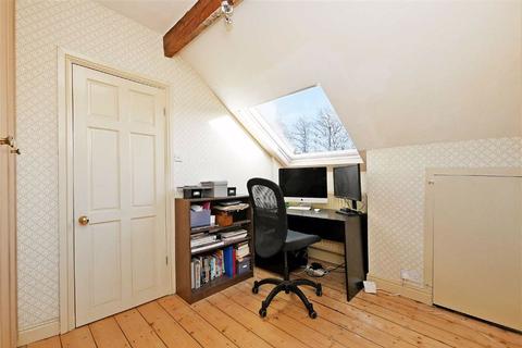 67 Harcourt Road, Sheffield, S10 1DH