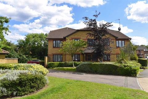 24 Bordeaux Close, Northampton, NN5 6YR