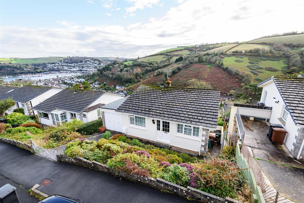Churchfields, Dartmouth 3 bed detached house £550,000