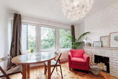 2 bedroom flat to rent, Augustus Road, Southfields, SW19