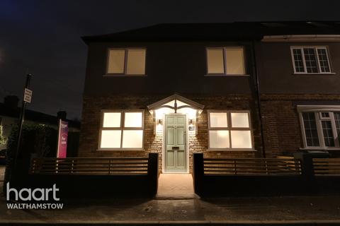 1a Shaw Square, London, E17 5JB
