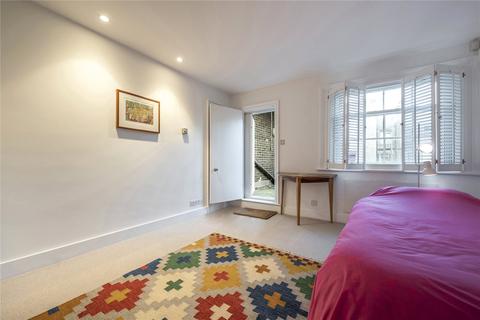 Flat 1, 40 King Street, London, WC2E 8JS