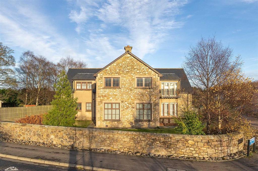 Mains Farm Place, East Whitburn 5 bed house £565,000