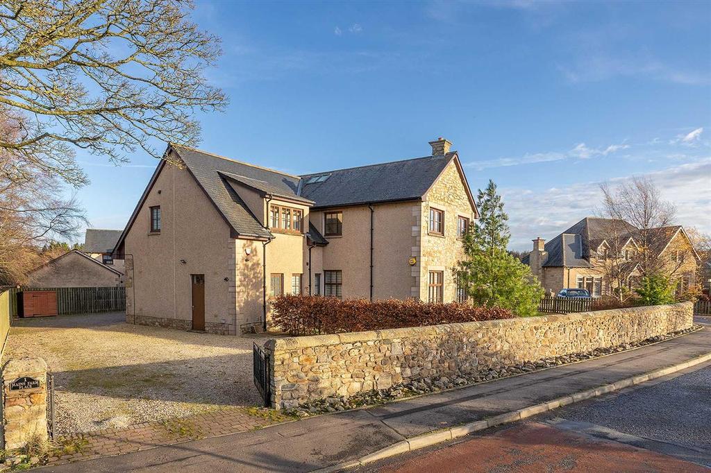 Mains Farm Place, East Whitburn 5 bed house £565,000