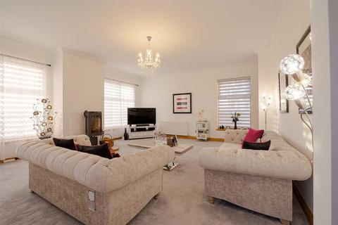 5 bedroom house for sale, Mains Farm Place, East Whitburn