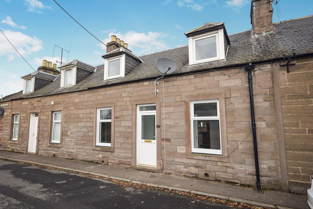 Causewayend, Coupar Angus 4 bed terraced house - £170,000