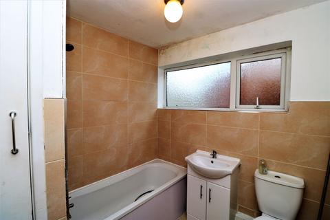 19 Burnside Gardens, Walsall, WS5 3LB