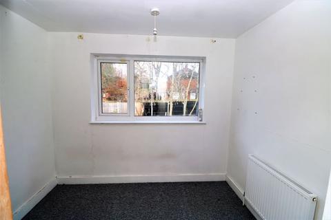 19 Burnside Gardens, Walsall, WS5 3LB