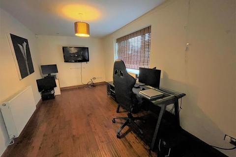 8 The Oasis, Glenfield, Leicester, LE3 8QS