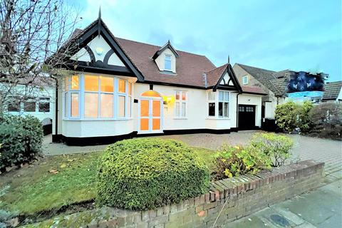 50 Gyllyngdune Gardens, Ilford, IG3 9HY