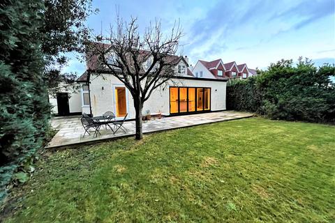 50 Gyllyngdune Gardens, Ilford, IG3 9HY