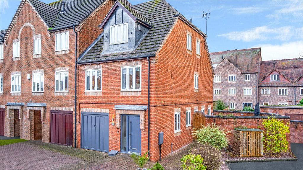 11 Greyfriars, Bridgnorth, Shropshire 4 bed house £425,000