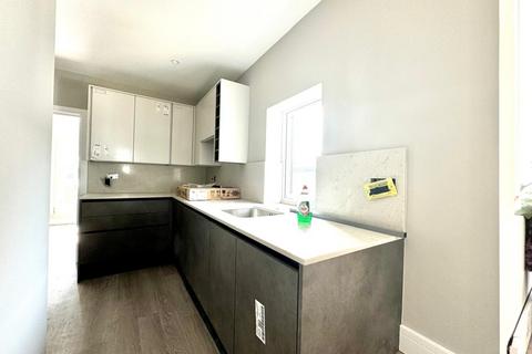 undefined, Totteridge Lane, London  N20