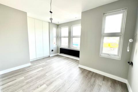 undefined, Totteridge Lane, London  N20