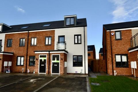 3 bedroom townhouse to rent - Speckledwood Way, Newcastle Great Park