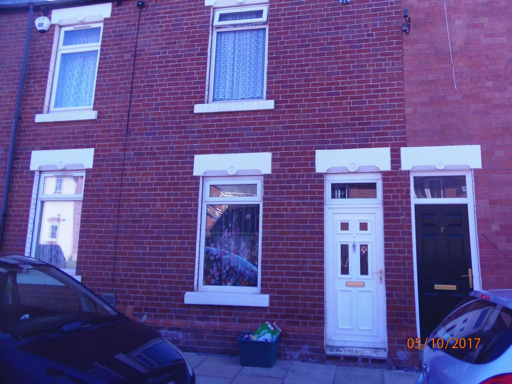 Cooper Street, Hyde Park, DN4 2 bed terraced house £525 pcm (£121 pw)