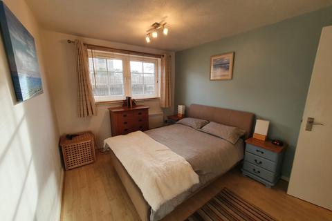 2 bedroom flat to rent, Grandfield, Edinburgh EH6