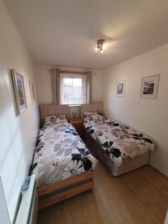 2 bedroom flat to rent, Grandfield, Edinburgh EH6