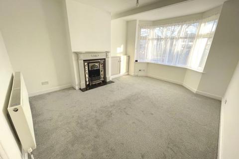 14 Gloucester Avenue, Northampton, NN4 8QE