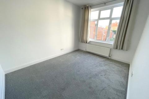 14 Gloucester Avenue, Northampton, NN4 8QE