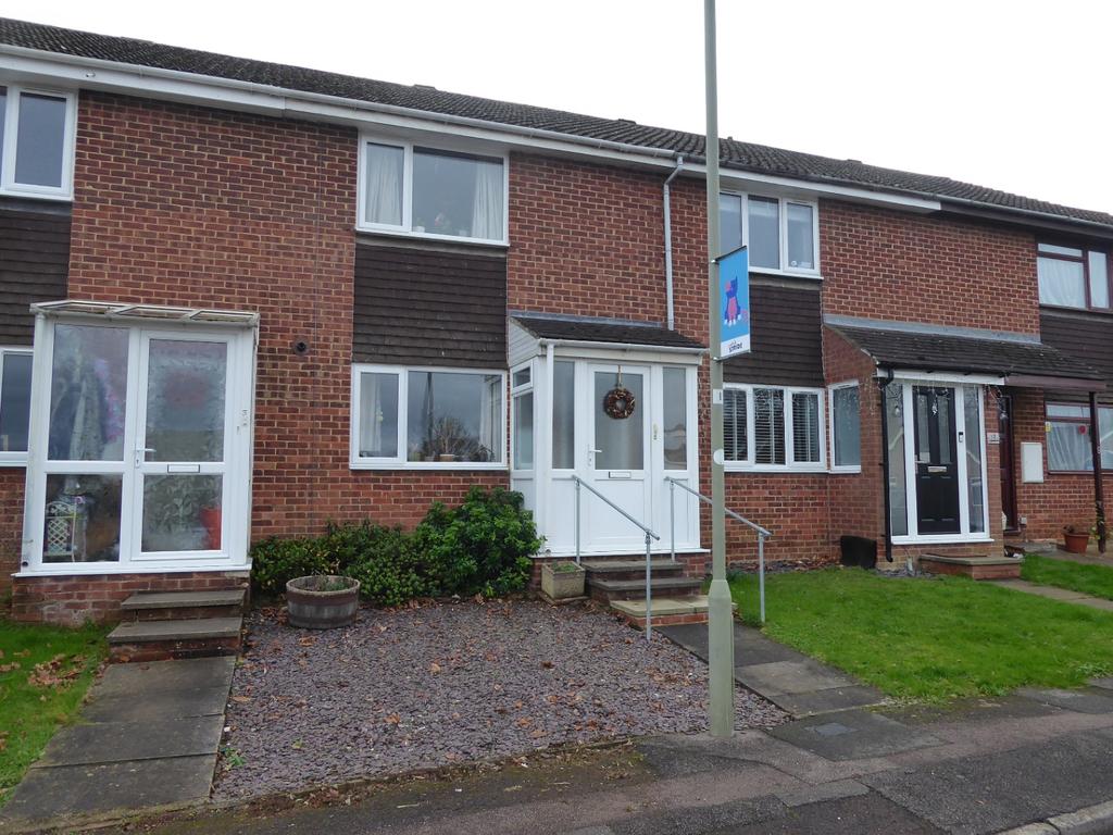 Guernsey Way, Banbury 3 bed terraced house £225,000