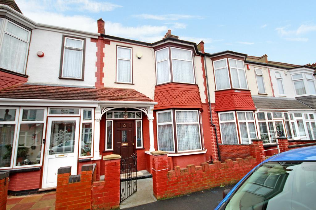 Clayton Avenue, Wembley, Middlesex HA0 3 bed terraced house £550,000