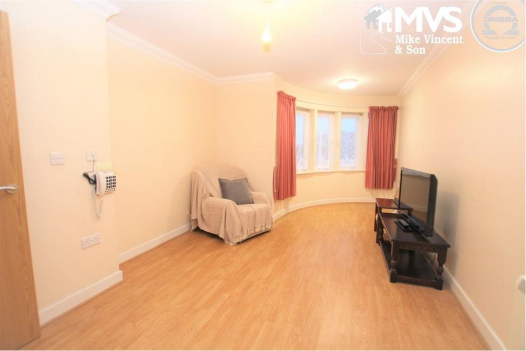 Collingwood Green, Collingwood Road, ClactononSea 1 bed flat £100,000