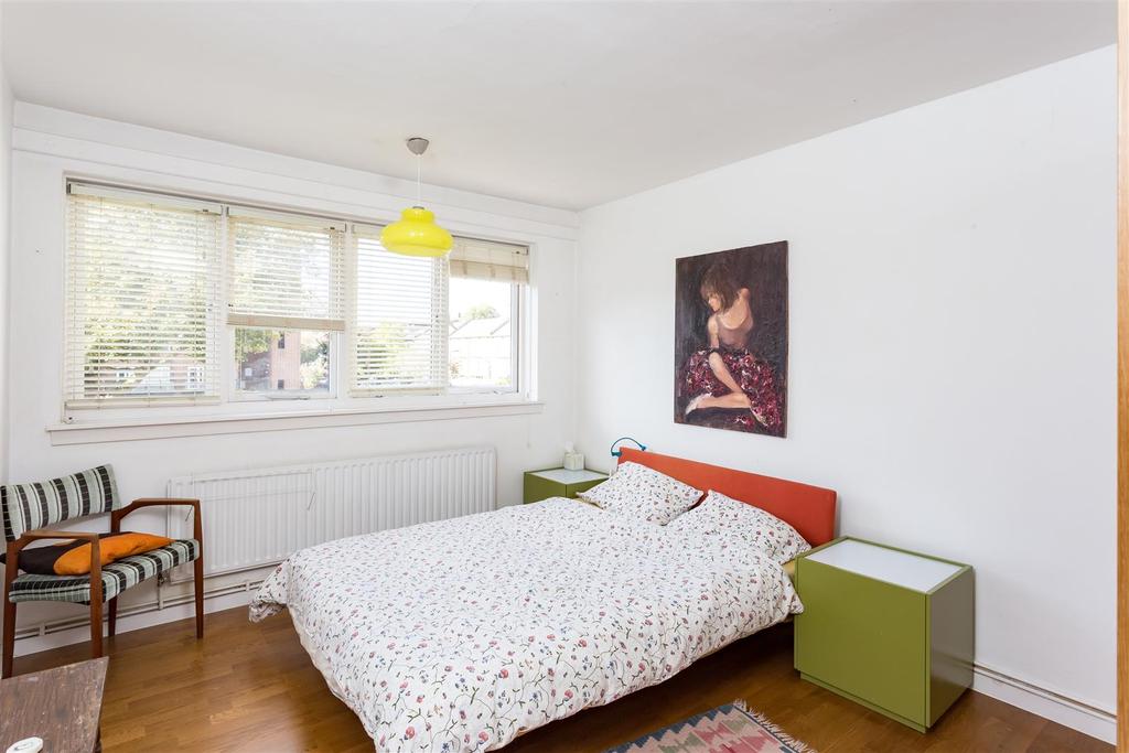 The Beckers Rectory Road N16 7 QT 004.jpg
