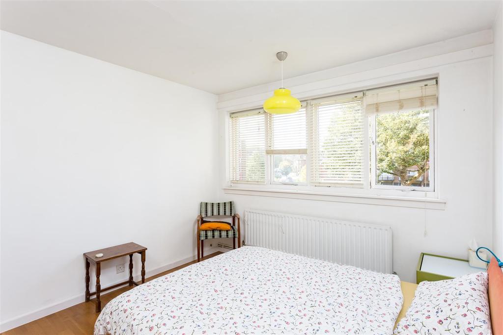 The Beckers Rectory Road N16 7 QT 005.jpg