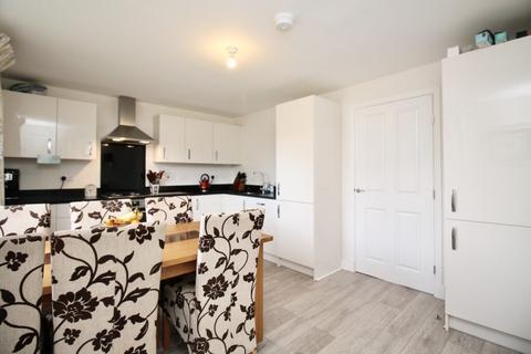 7 Ailsh Crescent, Glasgow, G33 1BL