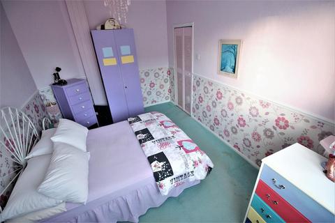 17 Rushdene, London, SE2 9RP