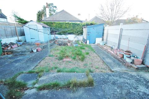 17 Rushdene, London, SE2 9RP