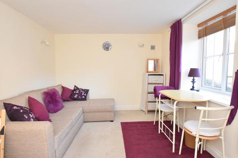 52 Vineys Yard, Bruton, BA10 0EU