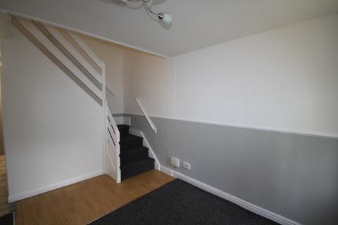 3 bedroom end of terrace house to rent, Biggin Avenue, Bransholme, Hull, HU7