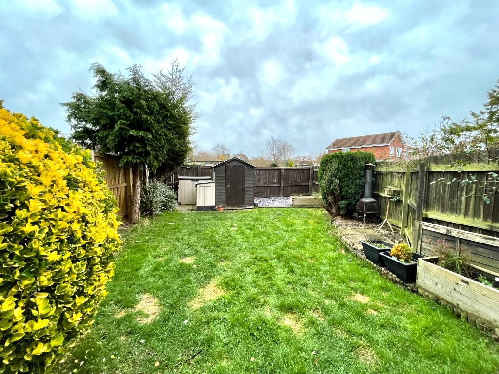 York Road, Strensall, YO32 3 bed terraced house £1,200 pcm (£277 pw)