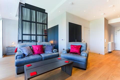 Studio to rent, Kent Building, London City Island, London, E14