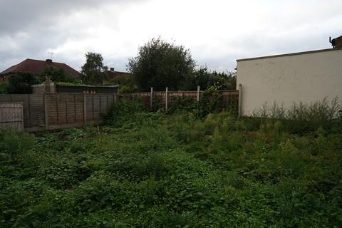 9 Whalebone Grove, Romford, RM6 6BU