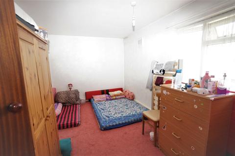 2 bedroom maisonette for sale - Grantham Court, Grantham Gardens, RM6