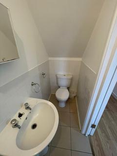 1 bedroom flat to rent, Gordon Road,, H13