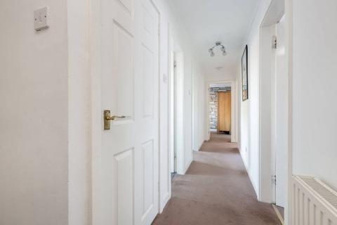 26/2 Blackie Road, Edinburgh, EH6 7NB