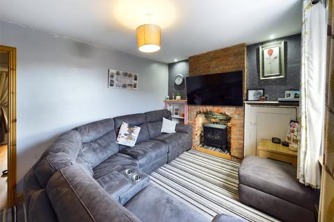 14 Chequers Road, Gloucester, GL4 6PN
