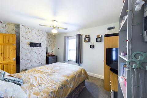 14 Chequers Road, Gloucester, GL4 6PN