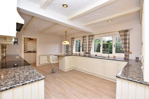 4 bedroom detached house to rent, Applecross, Four Oaks, Sutton Coldfield