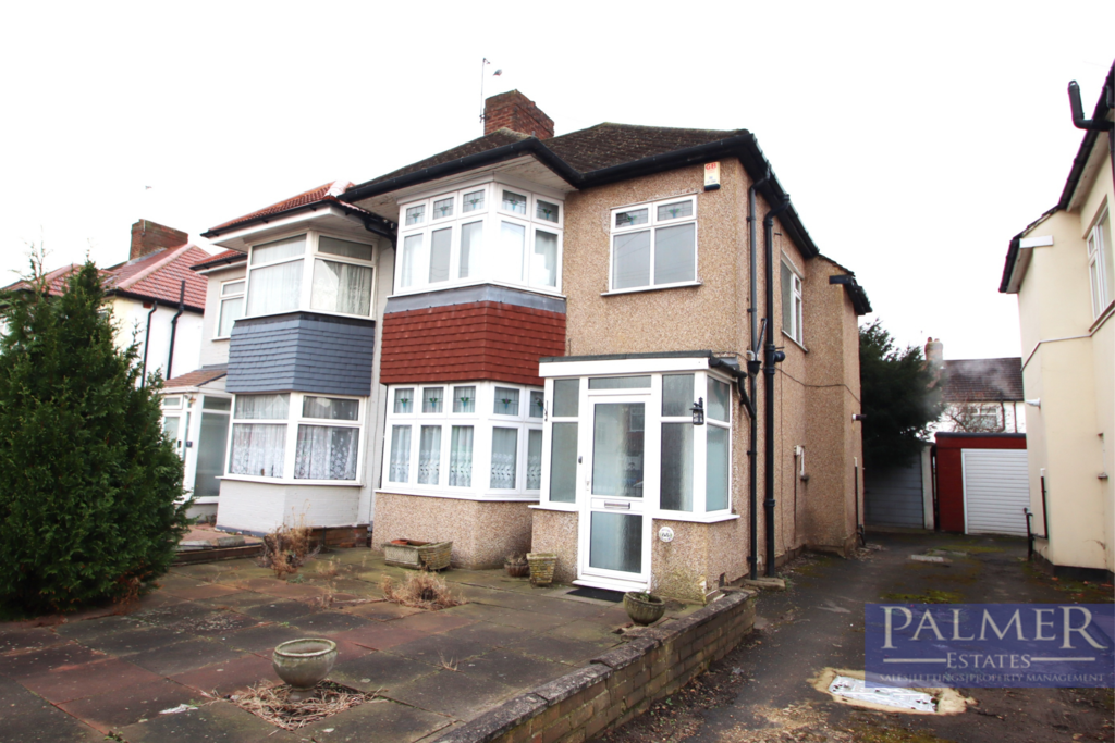 Westerham Avenue, London N9 3 bed semidetached house £529,000