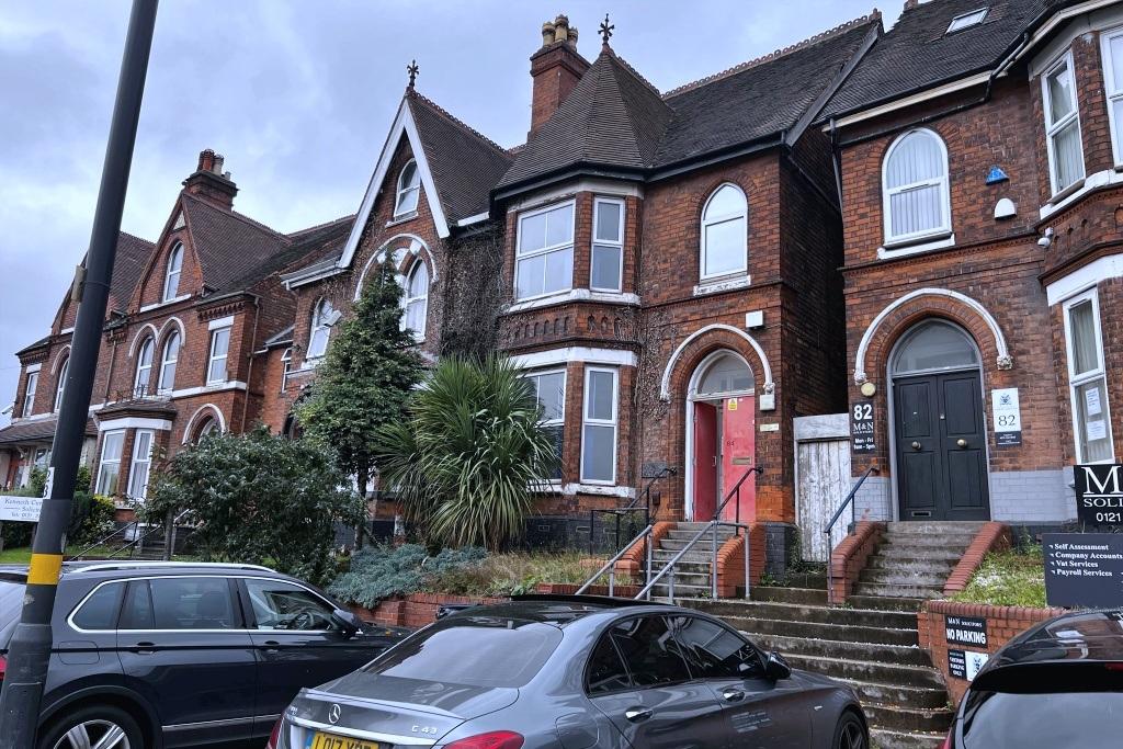 Aldridge Road, Perry Barr, B42 2TP 7 bed semidetached house £2,800