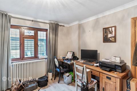 16 Fish Street, Goldhanger, Maldon, CM9 8AT