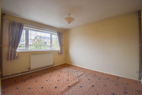 2 bedroom maisonette to rent, Colebrook Close, Leicester