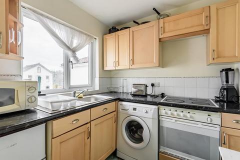 Studio to rent, Barnet,  Middlesex,  EN5