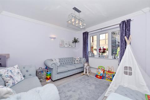 4 bedroom detached house to rent - Bromley Lane, Hyde Heath, Amersham, Buckinghamshire, HP6