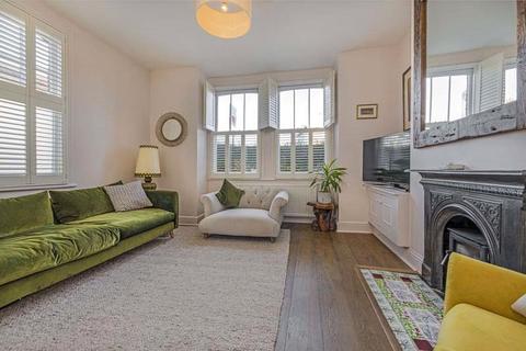4 bedroom end of terrace house for sale - Chetwode Road, London, SW17